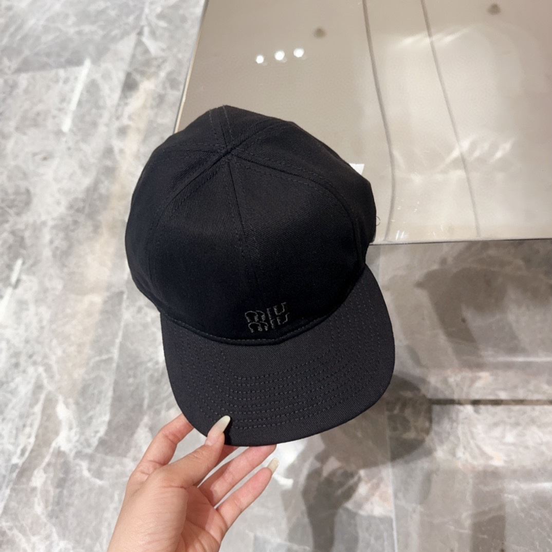 Miu Miu Caps